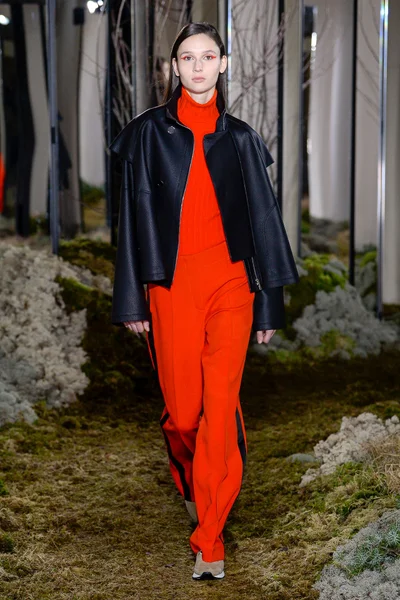 Look 22